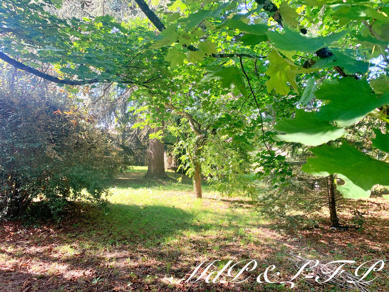 Maison - 241 m² - 7 pièces