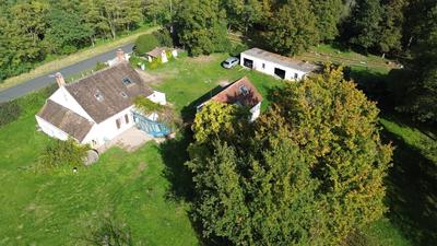 Maison - 245 m² - 11 pièces