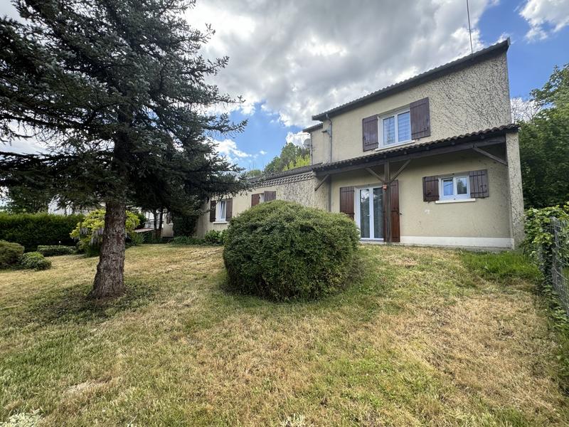 Maison - 185 m² - 6 pièces
