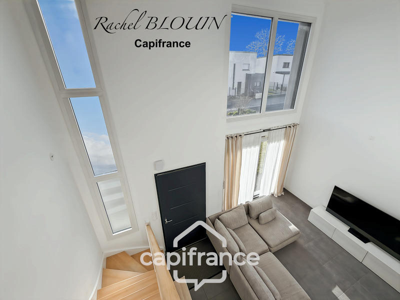 Maison - 104 m² - 5 pièces