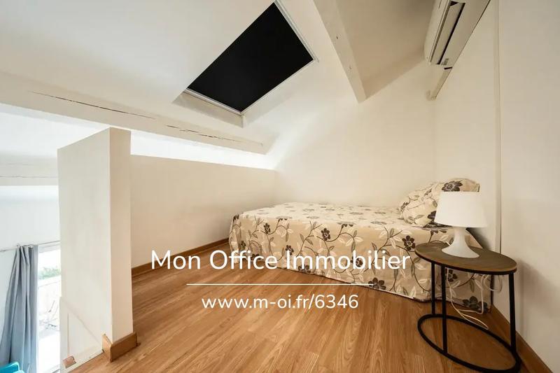 Immeuble - 96 m² - 6 pièces