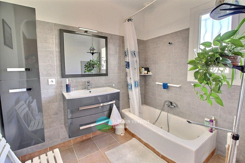 Maison - 180 m² - 5 pièces