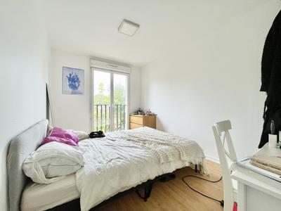 Appartement - 84 m² - 4 pièces