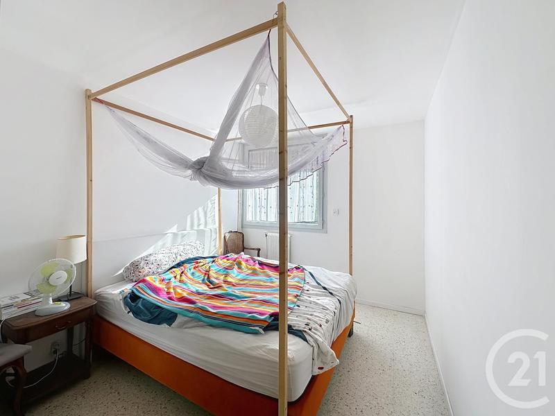 Appartement - 83 m² - 4 pièces