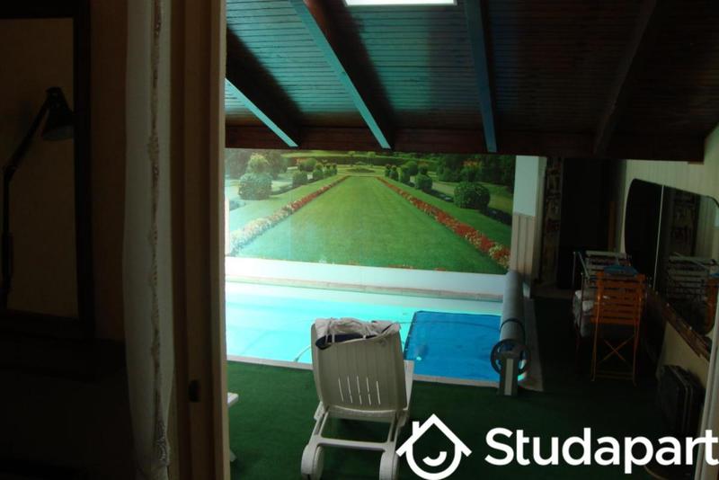 Chambre - 12 m² - 1 pièce