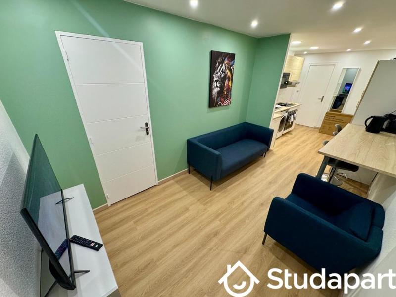 Chambre - 11 m² - 1 pièce