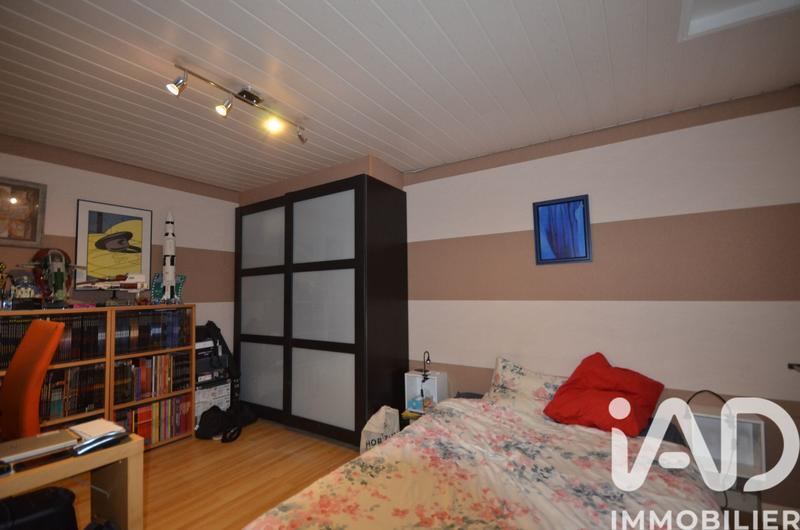 Maison - 180 m² - 5 pièces