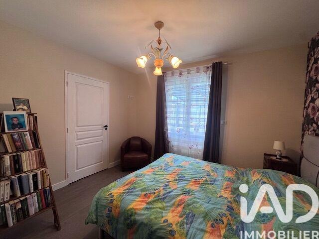 Maison - 219 m² - 6 pièces