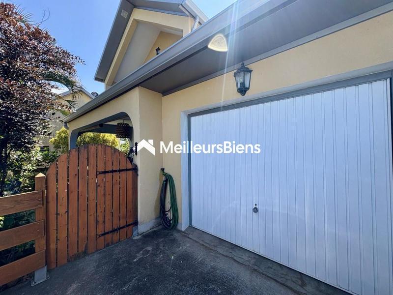 Maison - 110 m² - 4 pièces