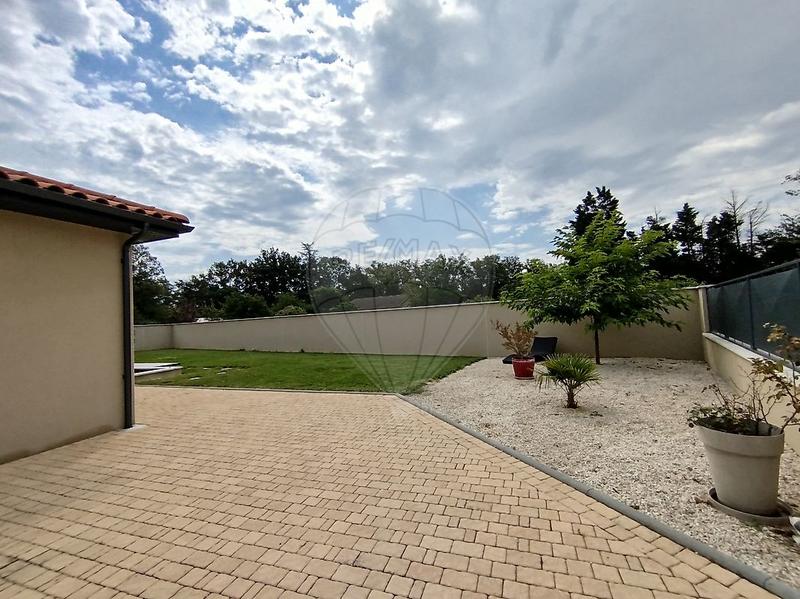 Maison - 178 m² - 6 pièces