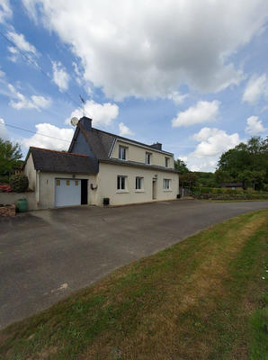 Maison - 122 m² - 6 pièces