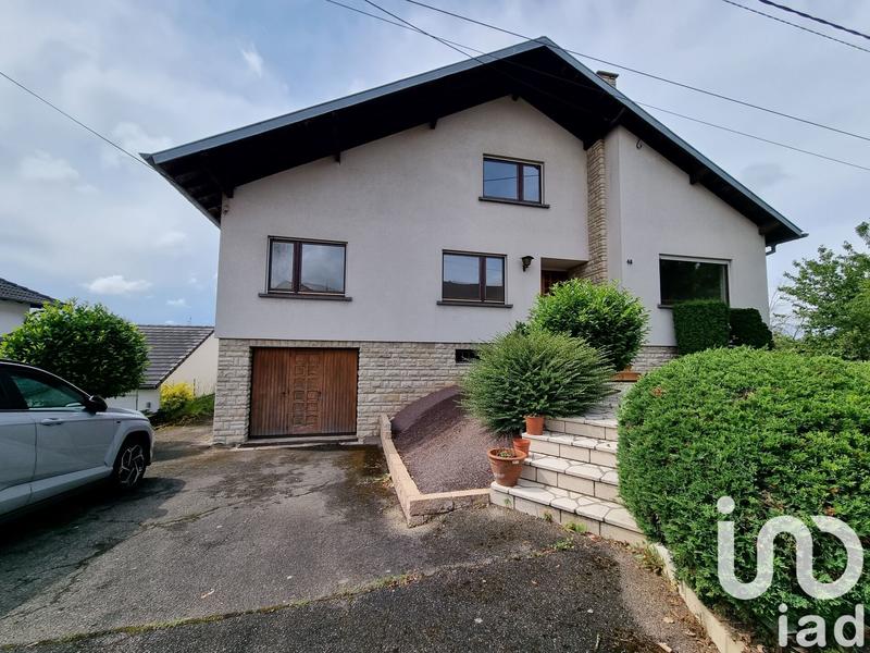 Maison - 208 m² - 9 pièces