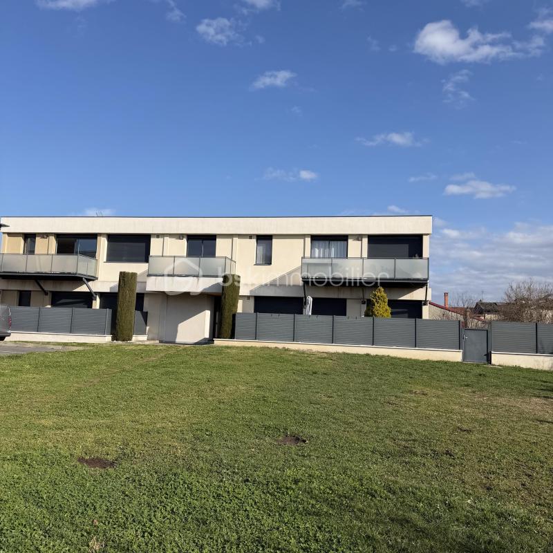 Appartement - 97 m² - 4 pièces