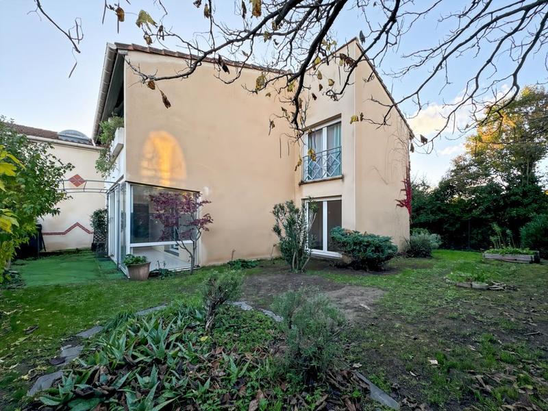 Appartement - 83 m² - 4 pièces