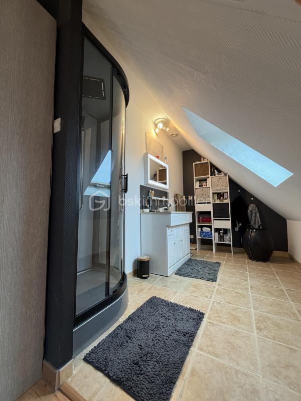 Pavillon - 151 m² - 7 pièces