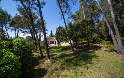 Maison - 248 m² - 9 pièces