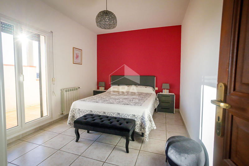 Maison - 241 m² - 7 pièces