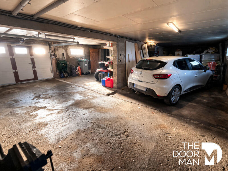 Maison - 92 m² - 6 pièces