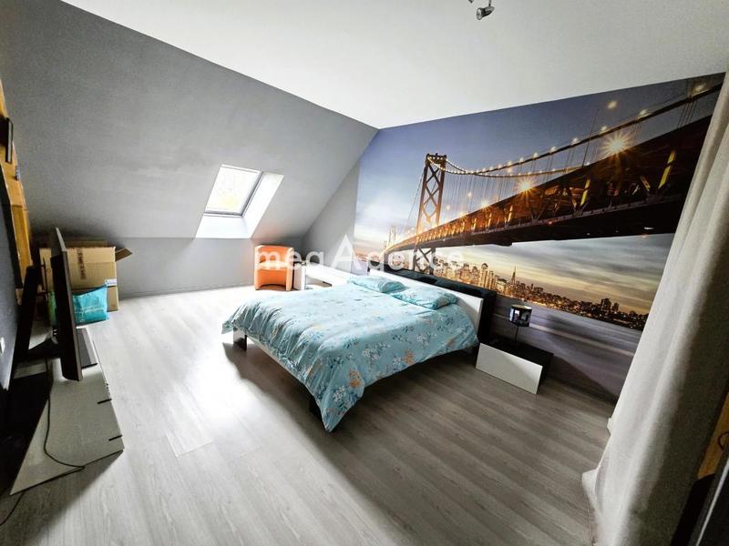 Maison - 194 m² - 7 pièces