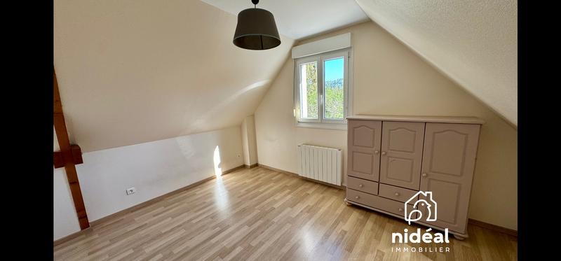 Maison - 80 m² - 5 pièces