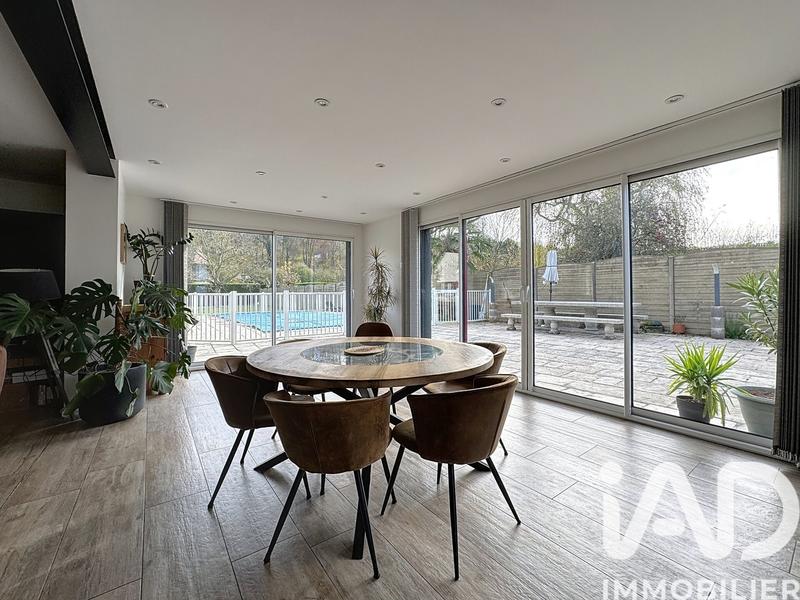 Maison - 156 m² - 7 pièces