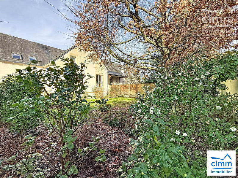 Maison contemporaine - 186 m² - 8 pièces