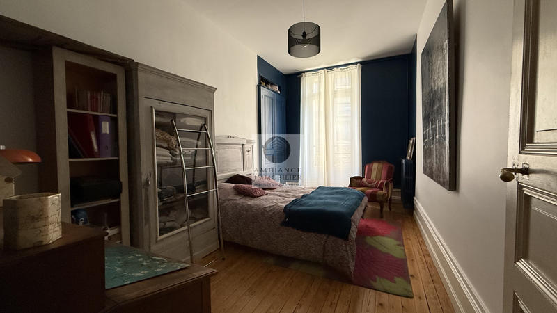 Appartement - 159 m² - 5 pièces