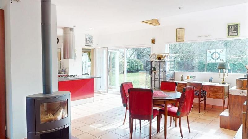 Maison - 98 m² - 5 pièces