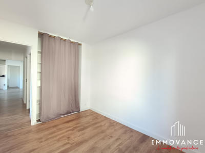 Appartement - 76 m² - 4 pièces