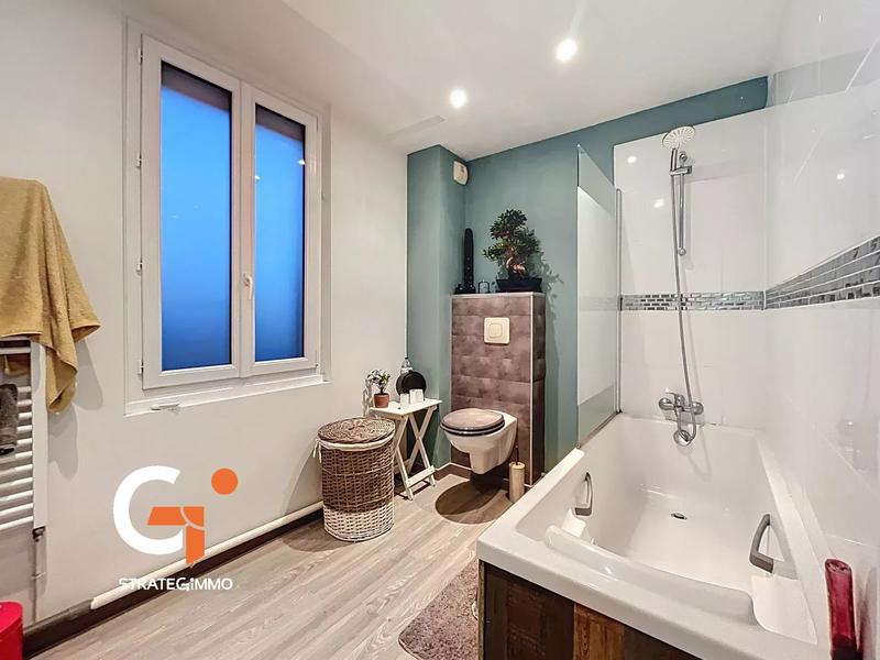 Maison de ville - 60 m² - 4 pièces