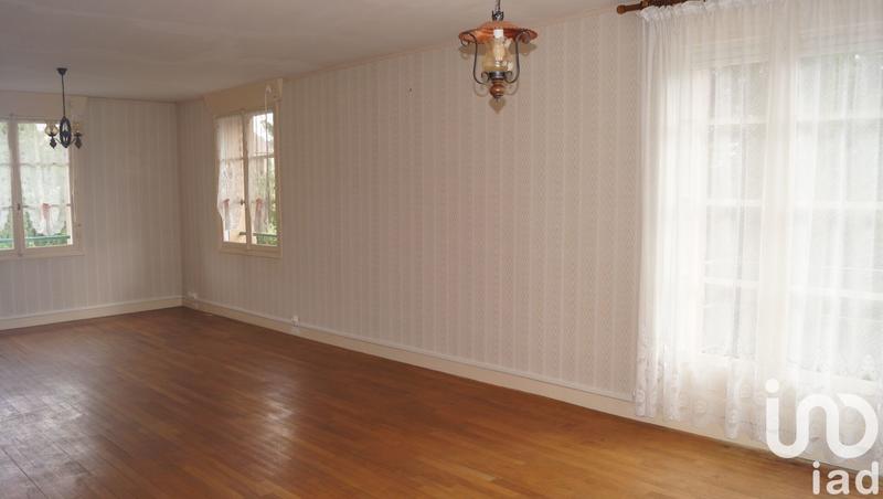 Maison - 275 m² - 13 pièces