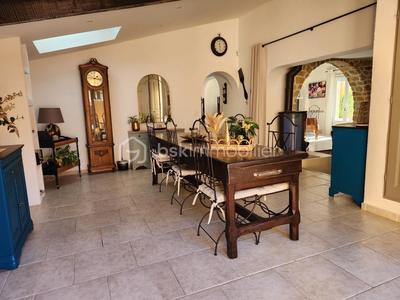 Villa - 195 m² - 8 pièces