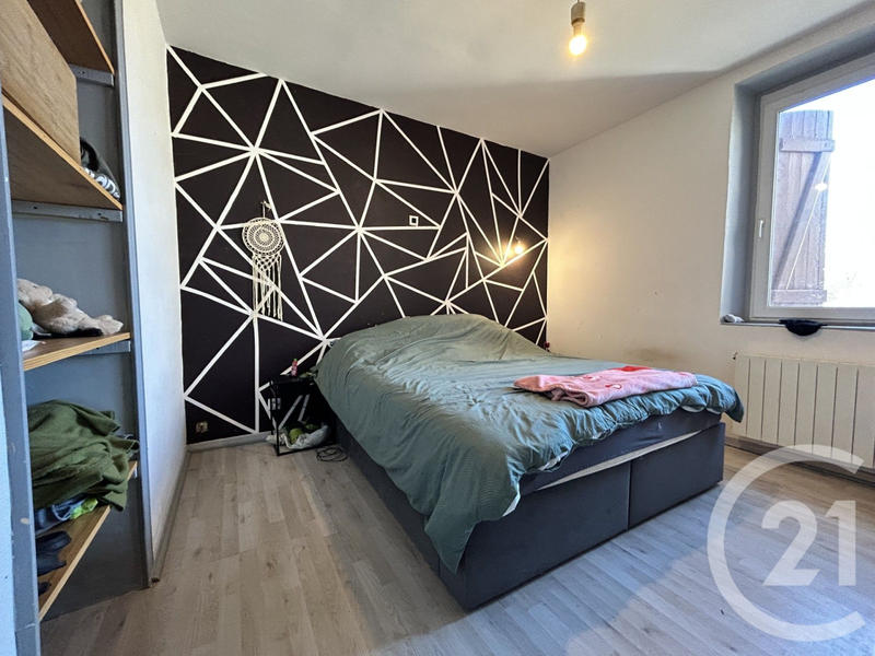 Maison - 96 m² - 5 pièces