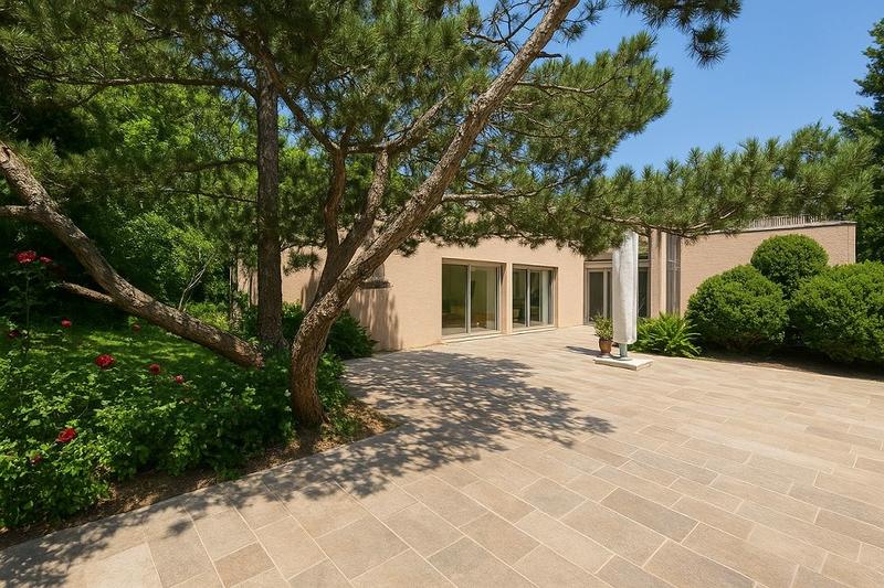 Maison - 315 m² - 10 pièces