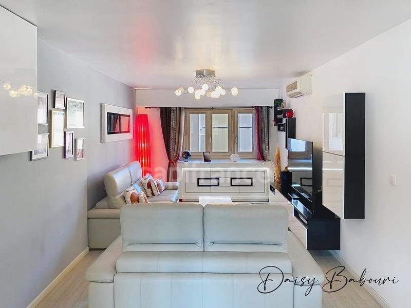 Appartement - 121 m² - 5 pièces