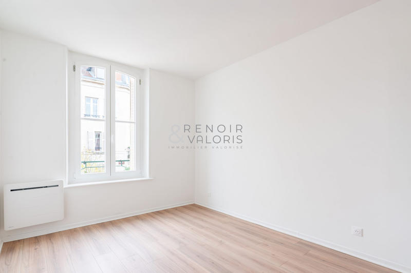 Appartement - 82 m² - 4 pièces