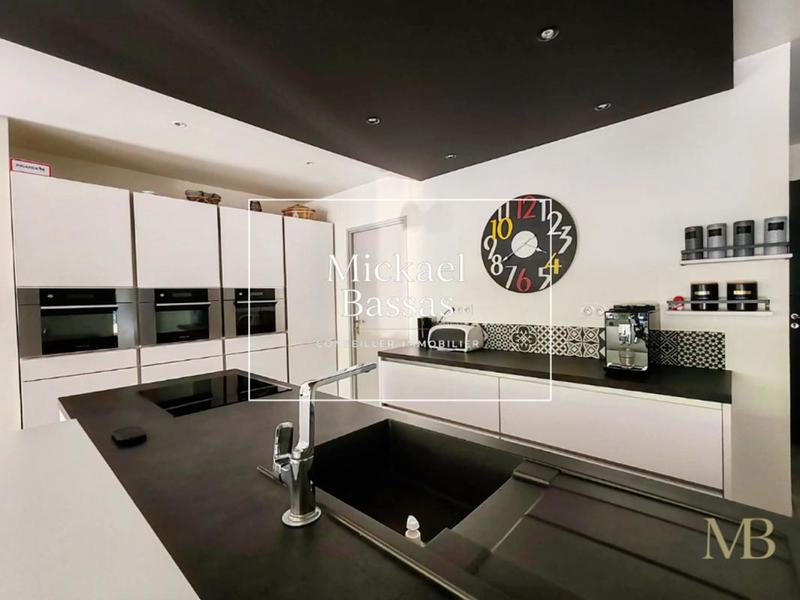 Villa - 157 m² - 6 pièces