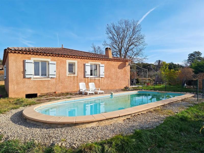 Maison - 97 m² - 5 pièces