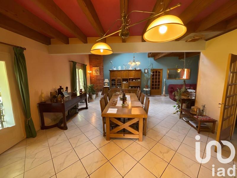 Maison - 210 m² - 5 pièces