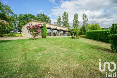 Maison - 314 m² - 10 pièces