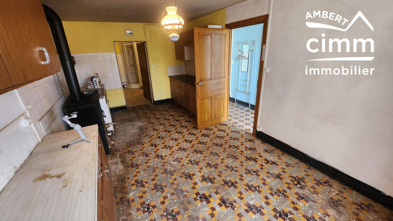 Maison - 102 m² - 6 pièces