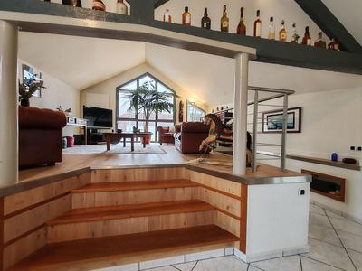 Maison - 175 m² - 8 pièces