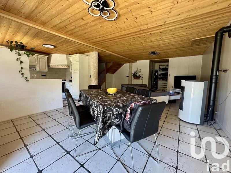 Maison - 190 m² - 5 pièces