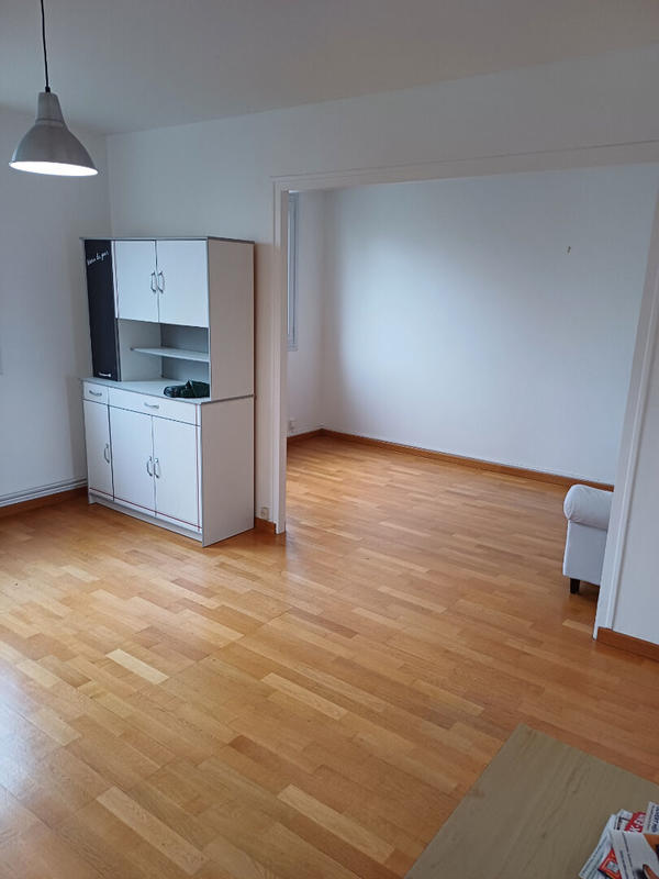 Appartement - 64 m² - 4 pièces