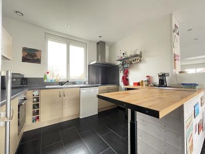 Maison - 144 m² - 6 pièces