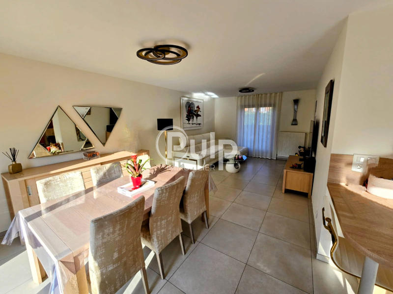 Maison - 85 m² - 6 pièces