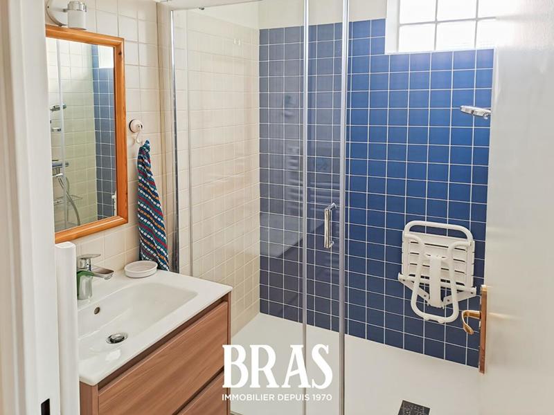 Appartement - 134 m² - 6 pièces