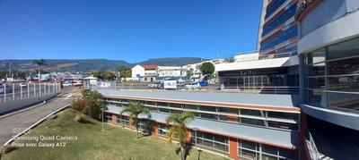 Bureau - 25 m² - 1 pièce