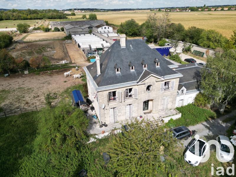 Maison - 256 m² - 9 pièces
