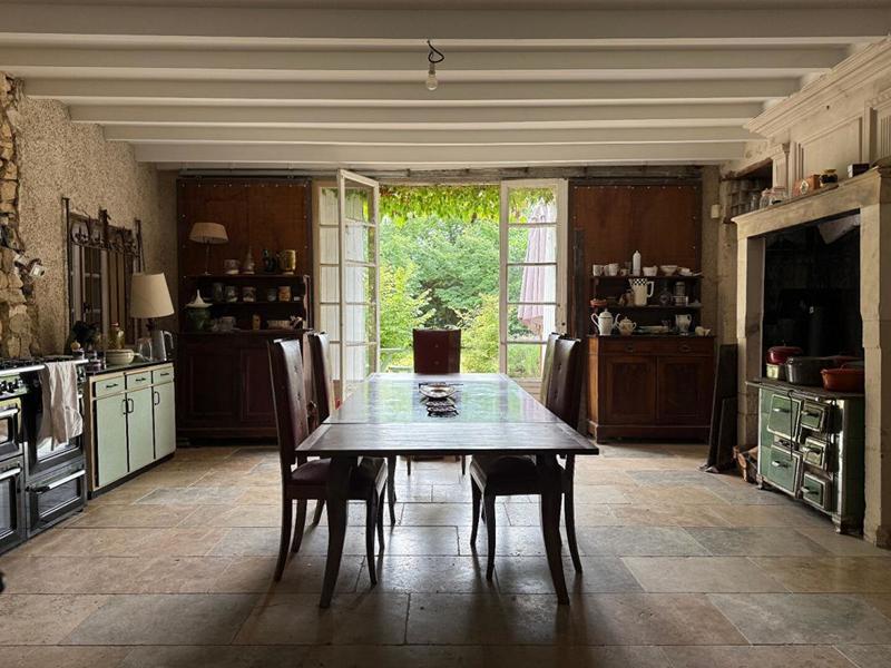 Maison - 255 m² - 7 pièces